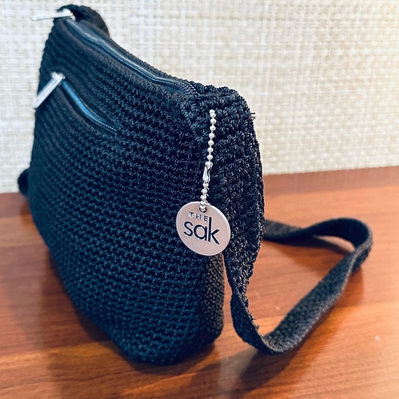 🌟HP🌟VTG 2000s The Sak Black Mini Crochet Shoulder Bag - Picture 7 of 10